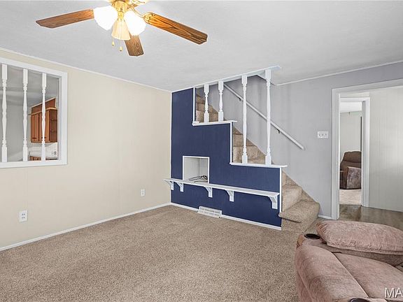 2nd image of 312 N 5th St #R