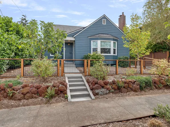 1416 NE Ainsworth St, Portland, OR 97211