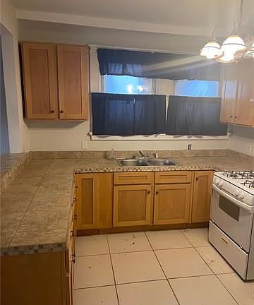 4th image of 1134 Deslonde St