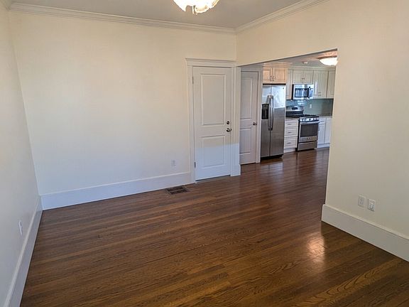 3rd image of 33-35 Howard St #33-1
