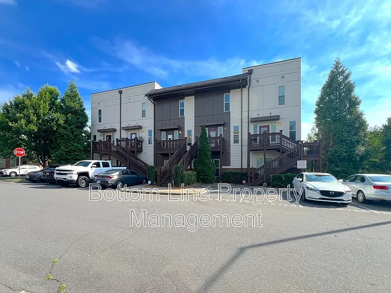 841 Seigle Point Dr — Photo 25