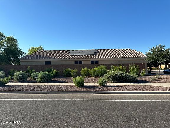 4th image of 8026 S 70TH Lane