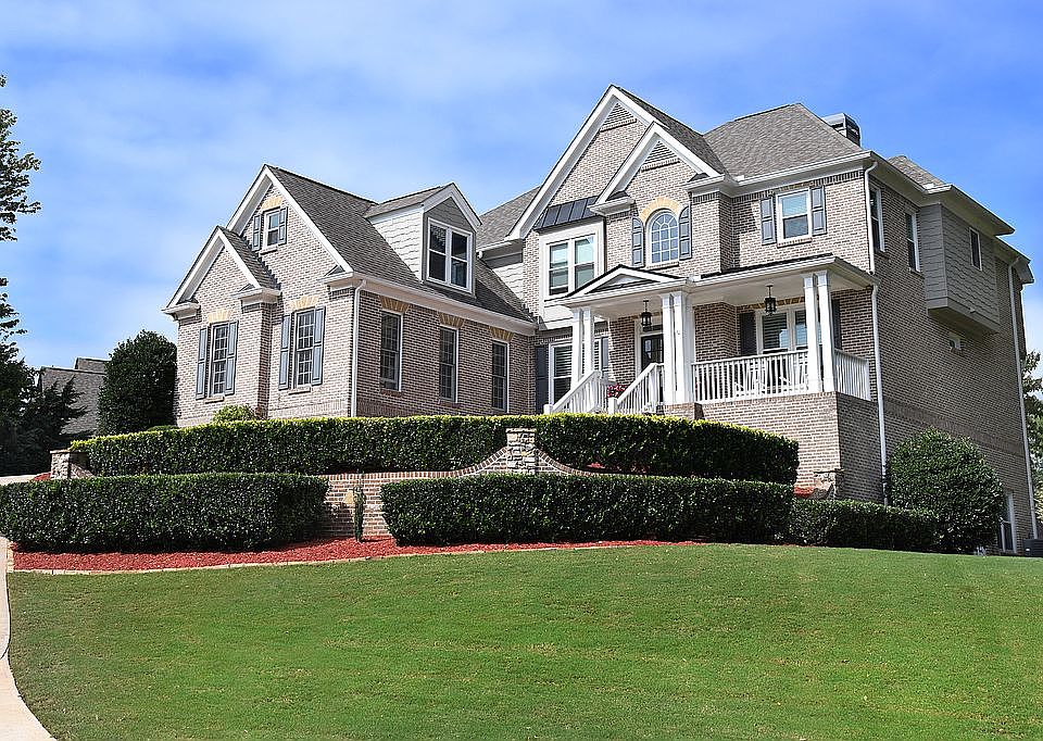 2nd image of 6150 Lakeaires Dr
