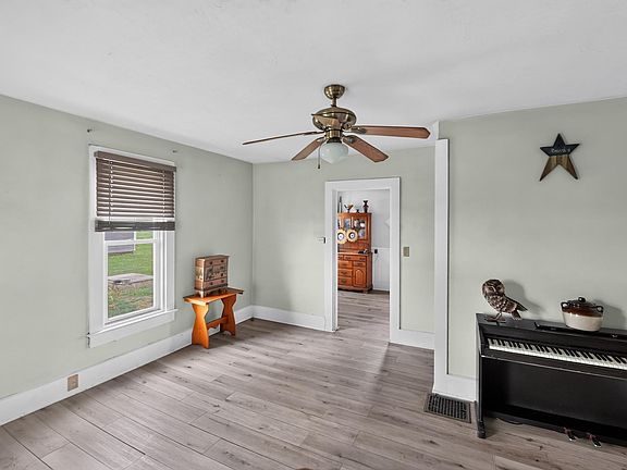4th image of 21270 Syler Rd