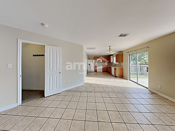 4th image of 21119 Las Lomas Blvd