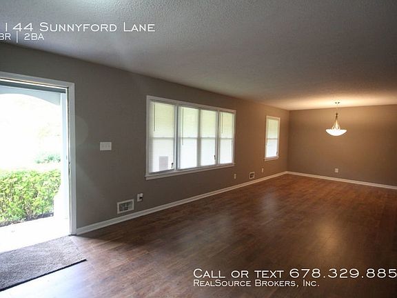 4th image of 3144 Sunnyford Ln