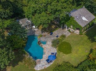 2 Fraser Ln, Westport, CT 06880