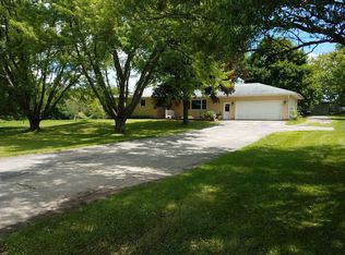1316 Sullivan Rd, Woodstock, IL 60098