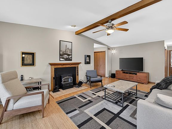 5th image of 7502 Widgeon Way