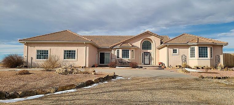 1st image of 24215 Bluff Ct