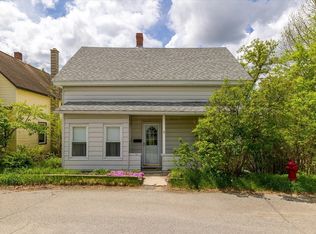 9 Hamlet St, Athol, MA 01331