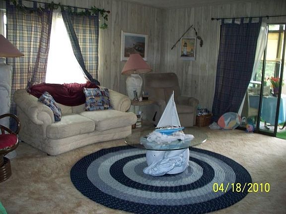 Spacious Living Room