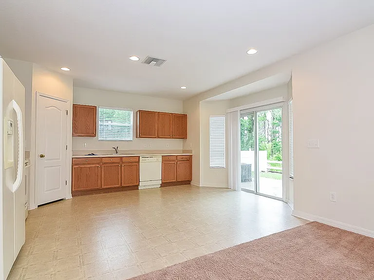 10138 Perthshire Cir — Photo 6