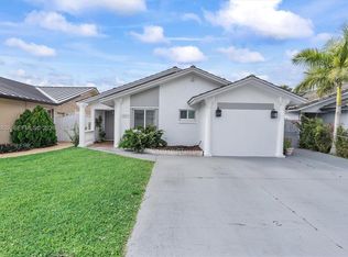 Lakes Of Palm Springs, Hialeah, FL 33015