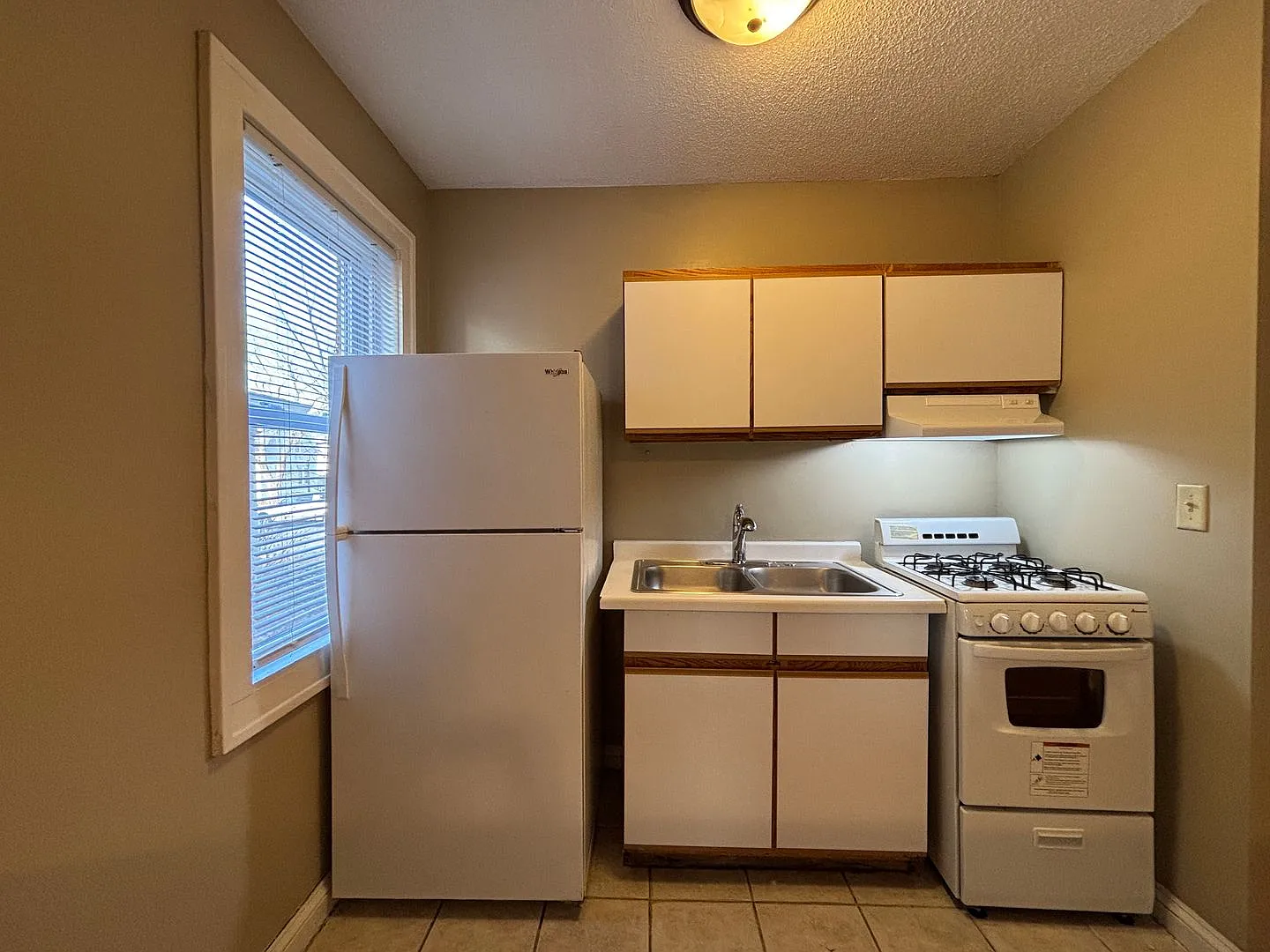 535 Asbury — Photo 4