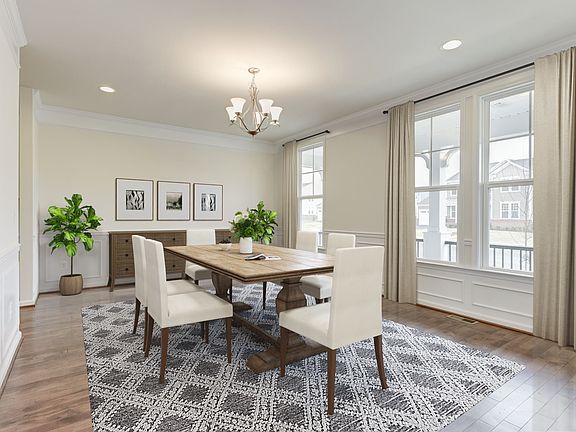 Stratford- Dining Room