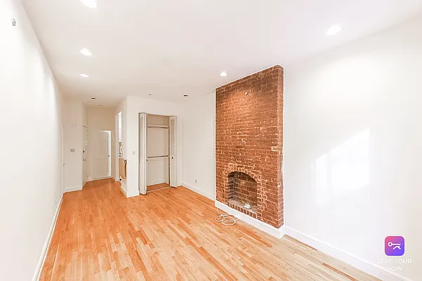 Rented by MAPT Residential LLC | media 3