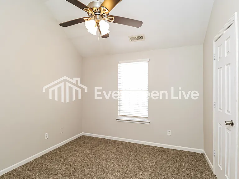 3217 Reid Brook Ln — Photo 11