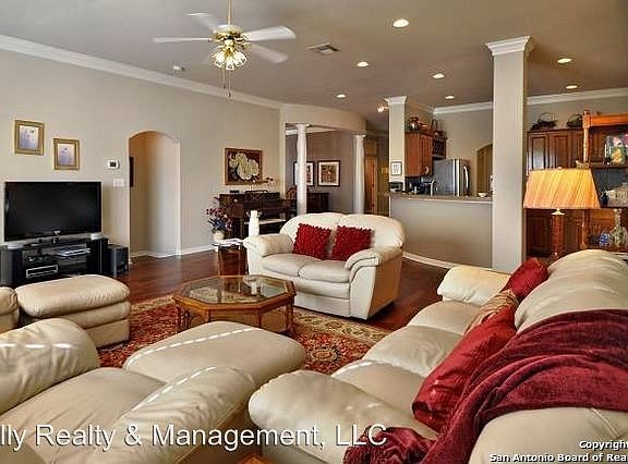 2nd image of 28 Silverhorn Dr