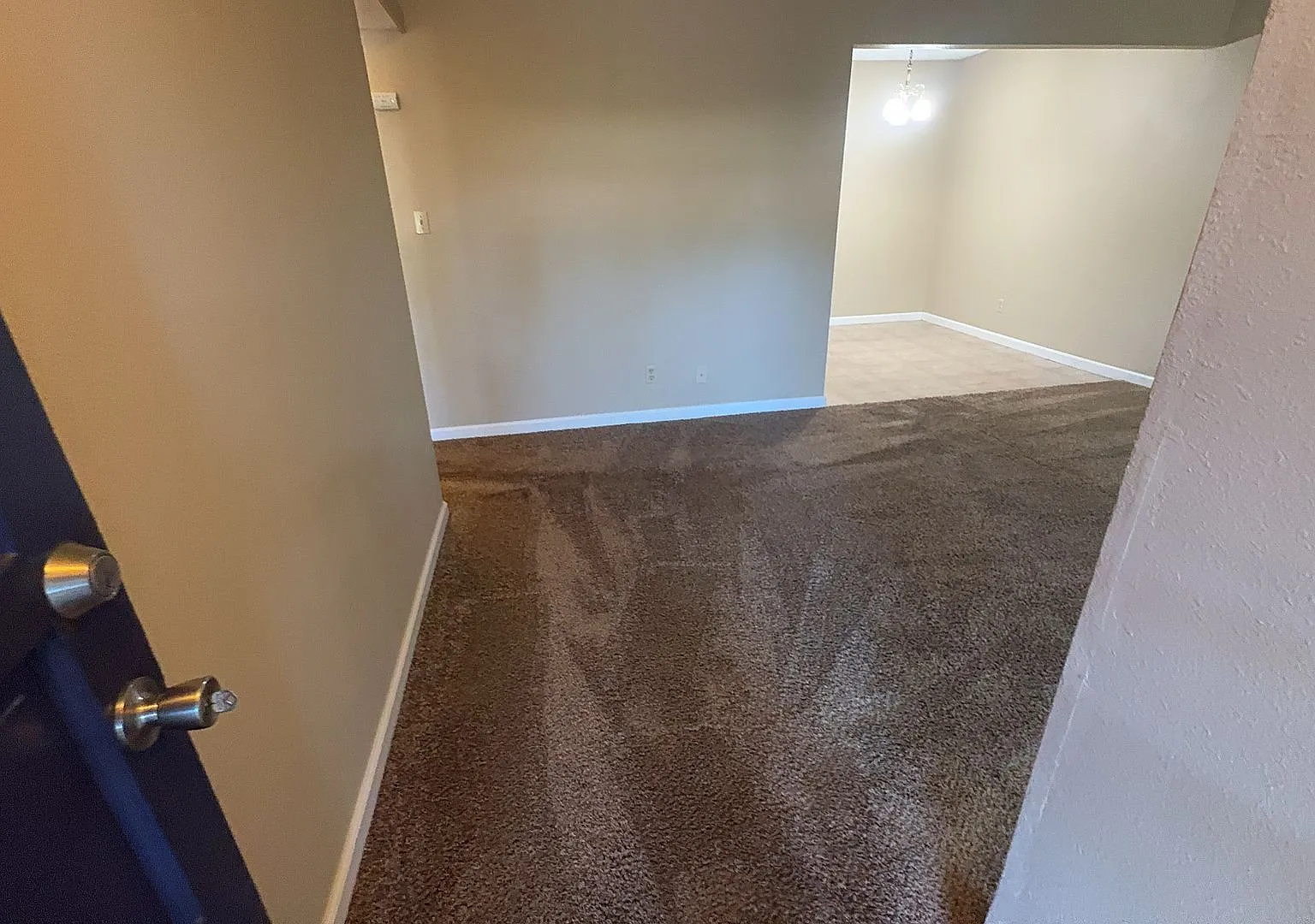 Charming 1 Bedroom, 1 Bathroom Condo for Rent! — Photo 3