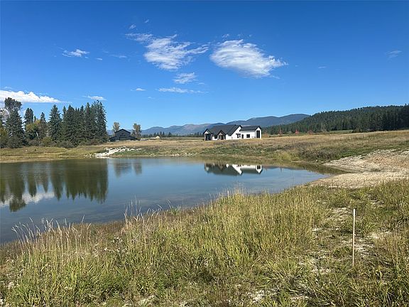 2nd image of 292 River Ranch Rd