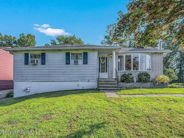737 Oak St, Taylor, PA 18517