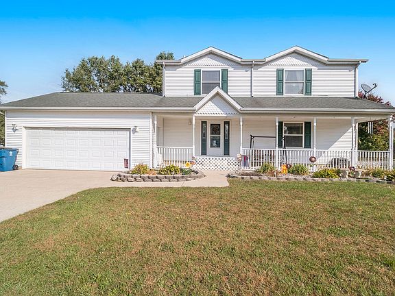 2nd image of 5941 Violet Ln