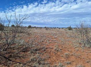 5 Magnolia Rd, Garita, NM 88421