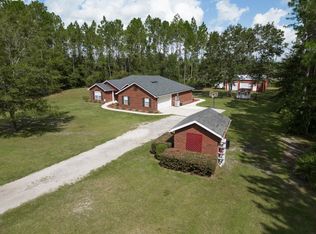 25068 Blue Jay Way, Hilliard, FL 32046