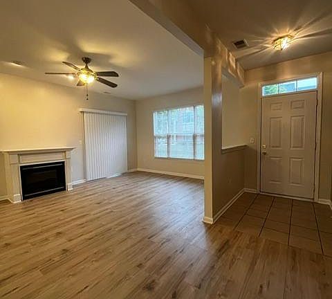 5th image of 16530 Norfolk Dr