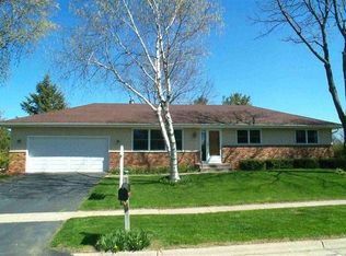 904 Winston Way, Waunakee, WI 53597