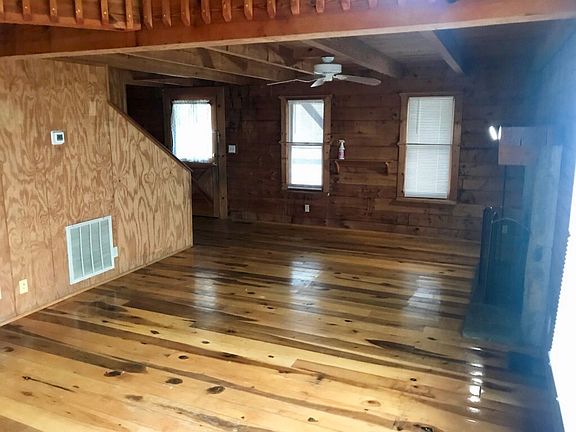 3rd image of 2309 Old Main St
