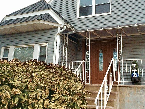 2nd image of 2823 Gunther Ave