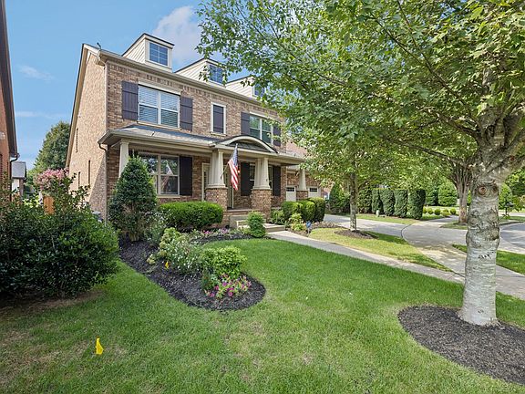 3rd image of 505 Calista Ct