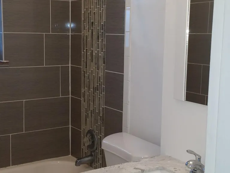 1 Glen Elm Dr #G1 — Photo 7