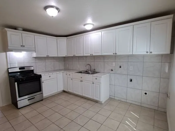 2221 S Poppy, 2221 S Poppy Ave #101, Fresno, CA 93706