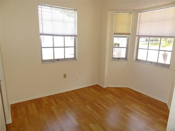 5th image of 12541 Knollbrook Ln