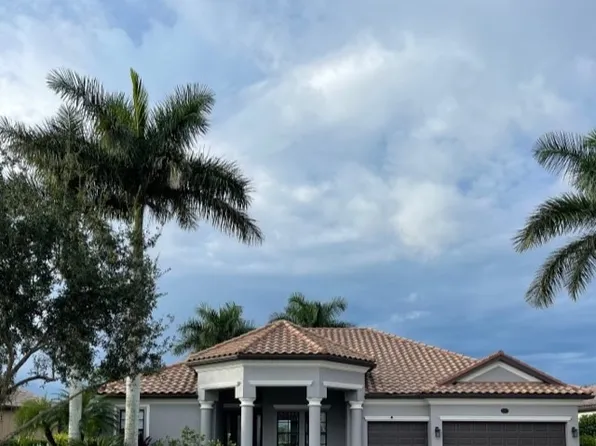 10137 Biscayne Bay Ln, Naples, FL 34120