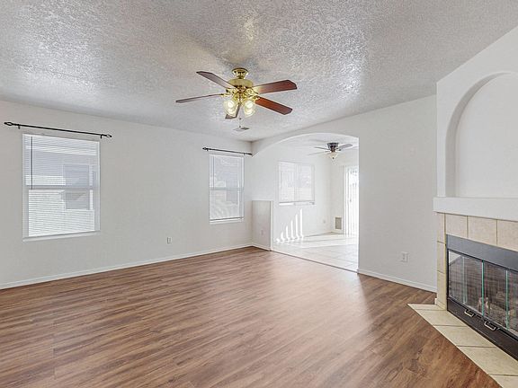 5th image of 8312 Vista Estrella Ln SW