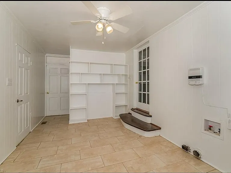 3035 Ridgemeadow Dr — Photo 7