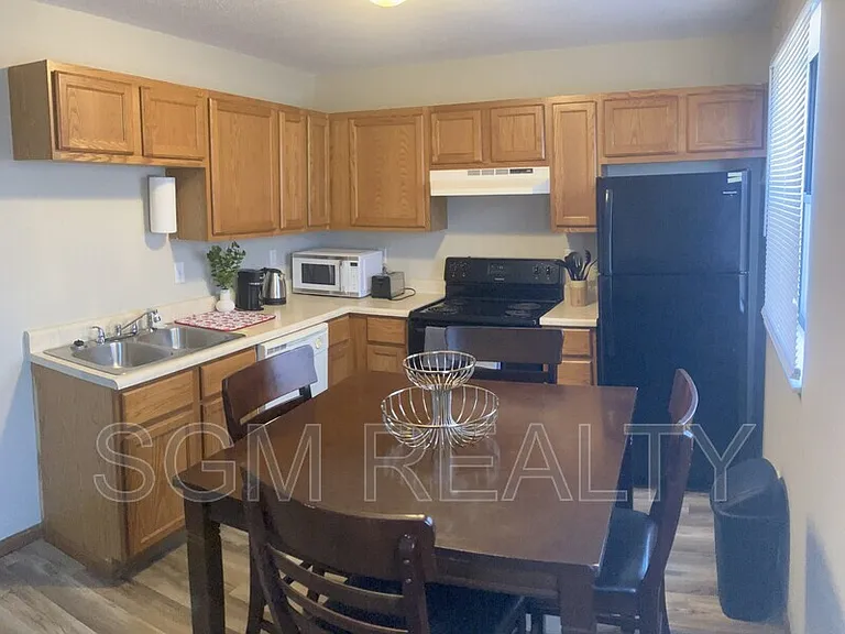 1009 Belle Valley Dr #10 — Photo 1