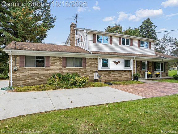 2nd image of 5372 Daniel Dr
