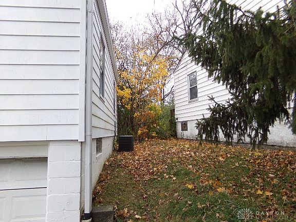 3rd image of 1847 Ashbrook Dr