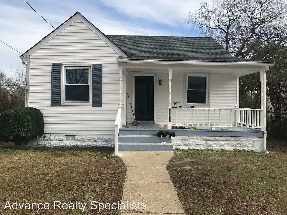 1st image of 3402 Logandale Ave