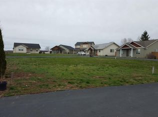 530 Sunrise Cir, Metolius, OR 97741