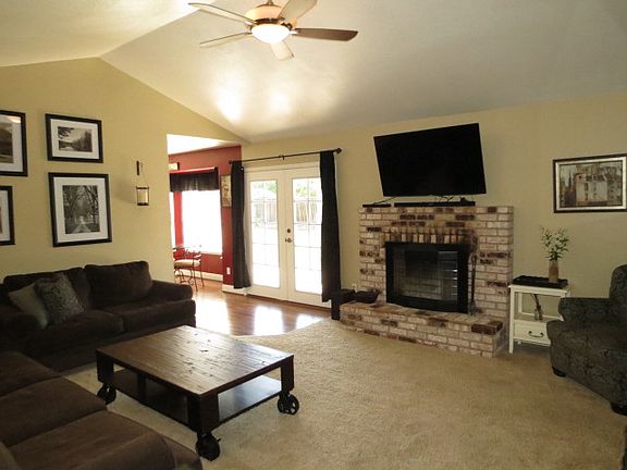 2nd image of 1265 Serena Ct
