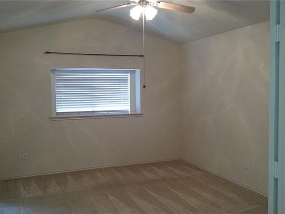5th image of 1405 Colorado Bend Dr
