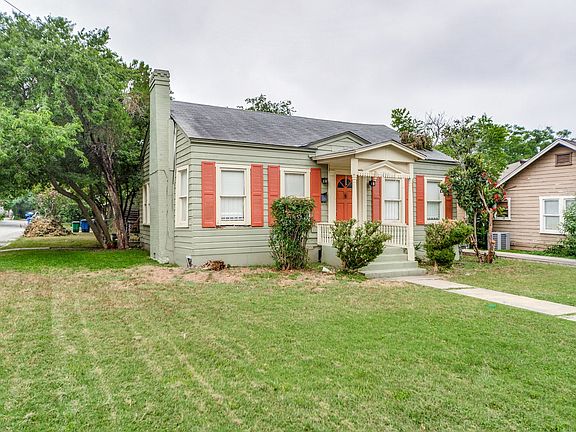 3rd image of 230 Carnahan St
