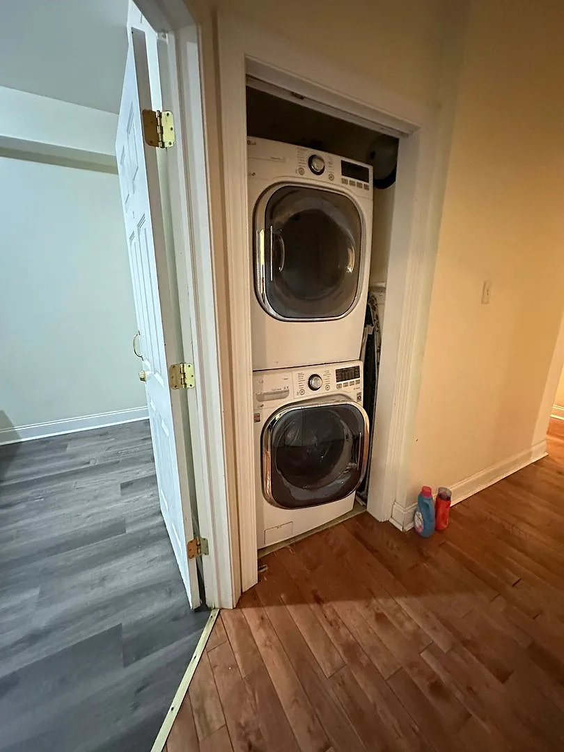 437 N Wiota St — Photo 4