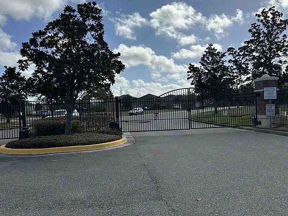 3rd image of 8619 Turnstone Shore Ln
